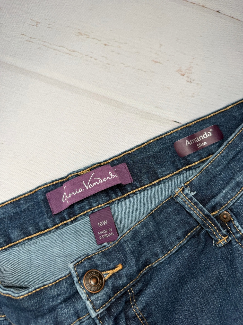 Gloria Vanderbilt Amanda Embellished Pocket Jeans Women's Size 16W - Picture 5 of 6